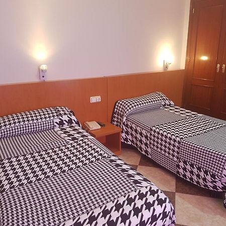 Hotel Juan Carlos Торевиеха Екстериор снимка