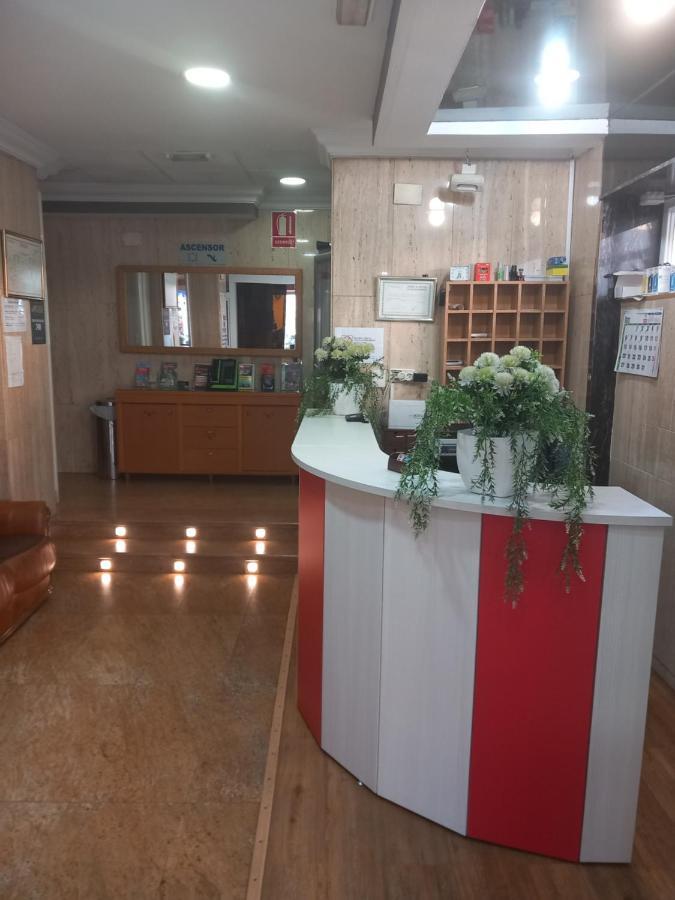 Hotel Juan Carlos Торевиеха Екстериор снимка