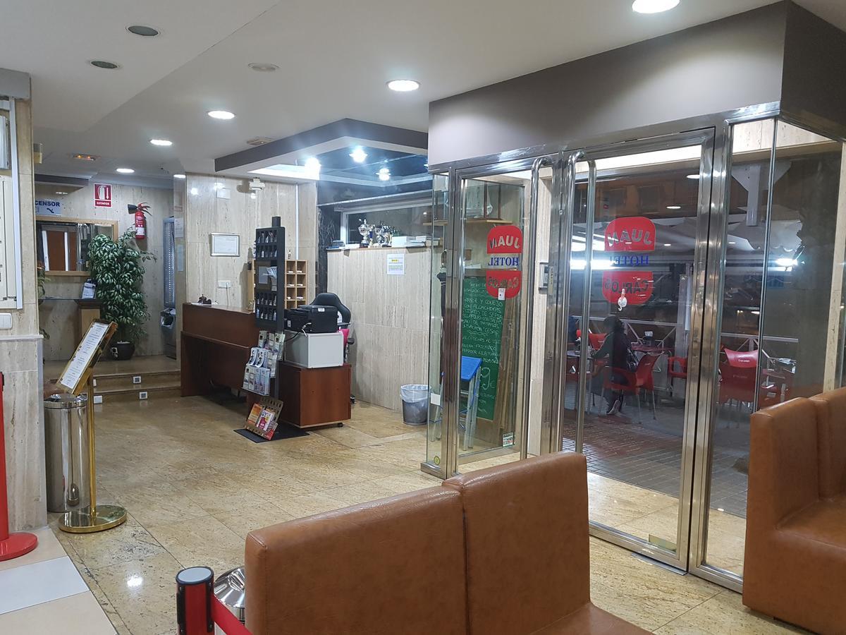 Hotel Juan Carlos Торевиеха Екстериор снимка