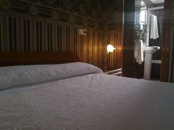 Hotel Juan Carlos Торевиеха Екстериор снимка